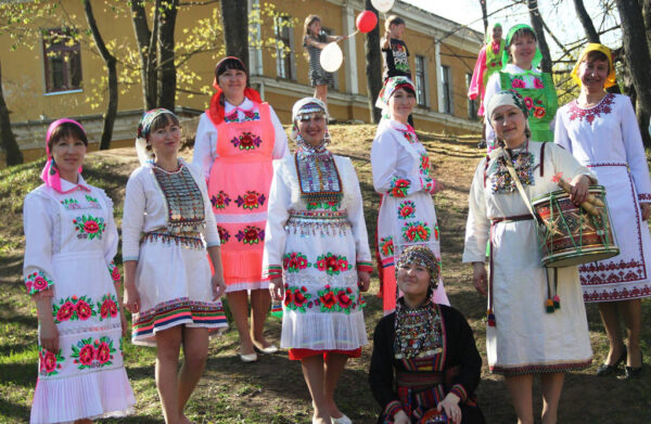 Finno-Ugric Peoples - Fenno-Ugria
