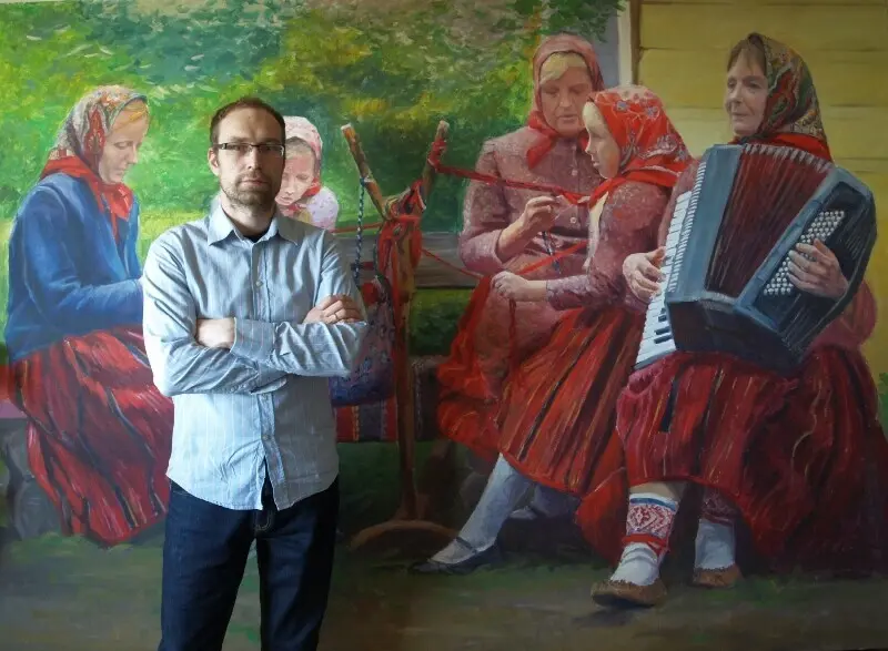 kunstnik Stanislav Antipov oma maali ees