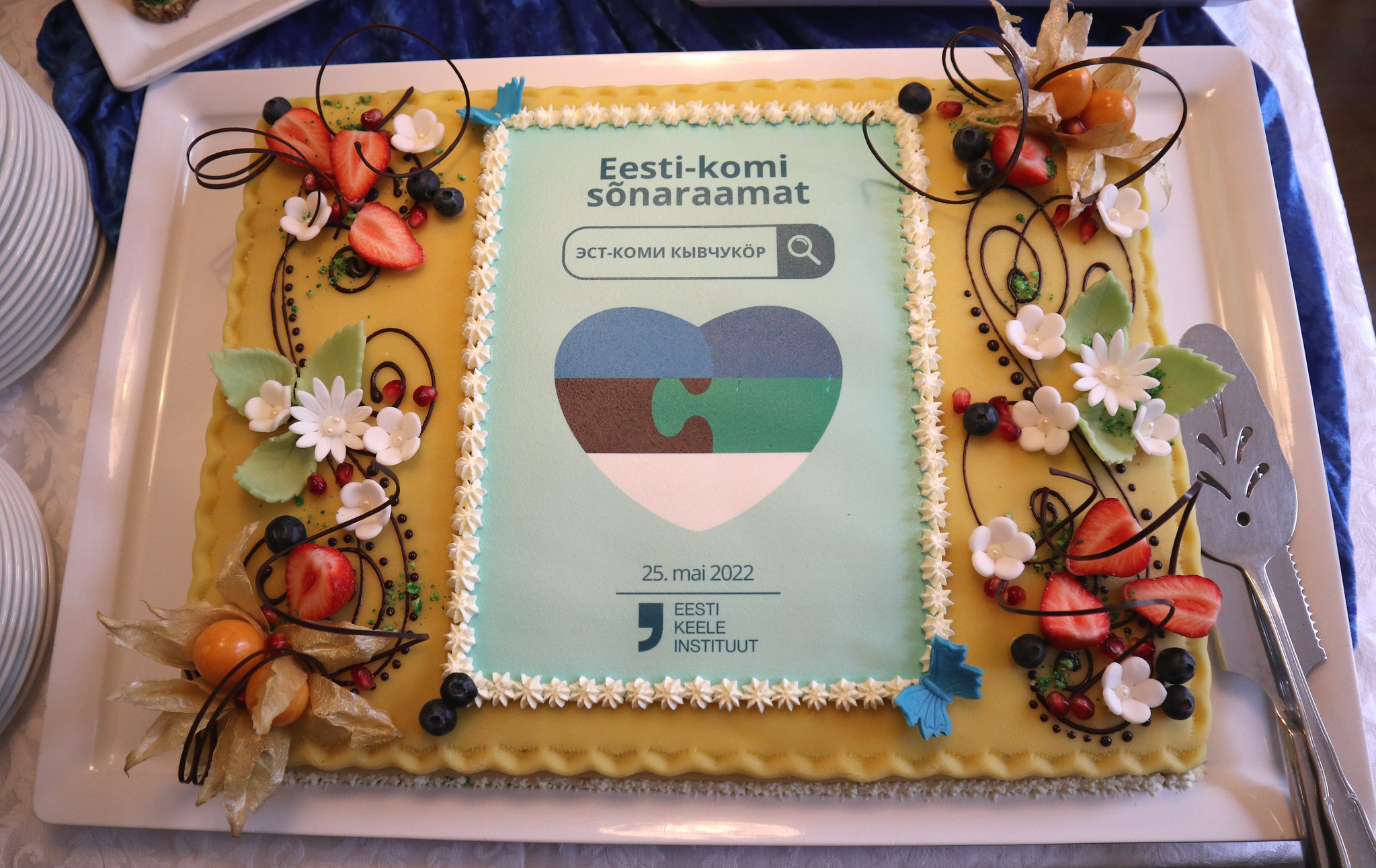Komi keel sai ka Eestis ausamba: valmis eesti-komi sõnaraamat - Fenno-Ugria